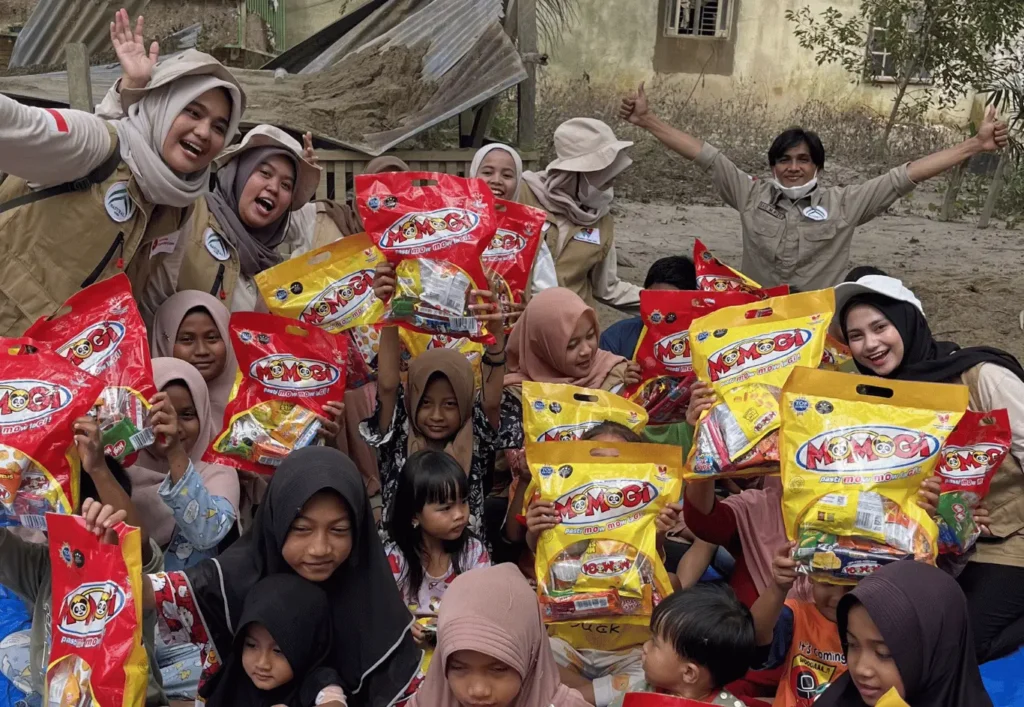 From Your Hands to Aceh Tamiang bg tentang kami